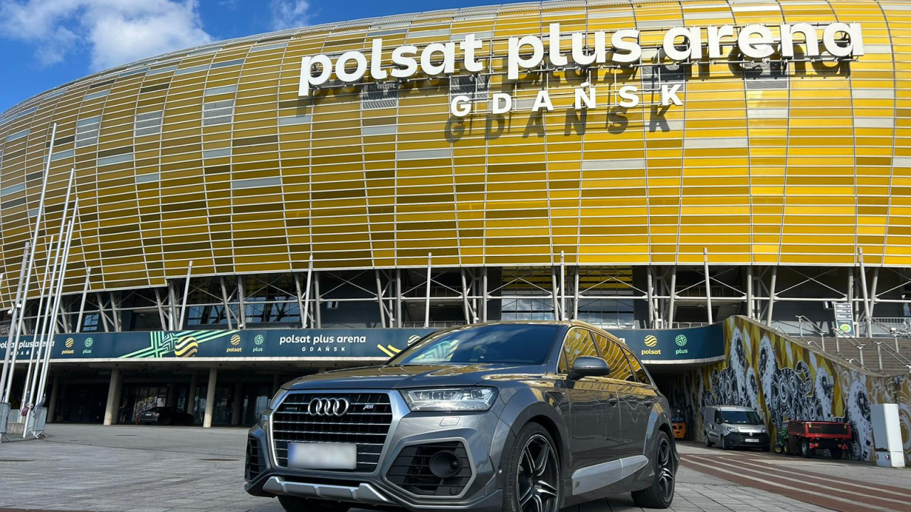 Audi-Q7-3.png