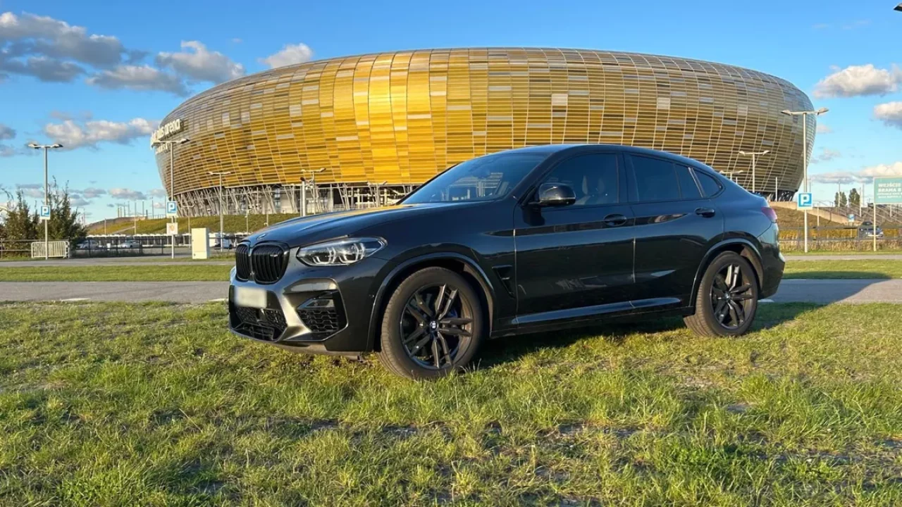 BMW-X4M-COMPETITION-3_resize.webp