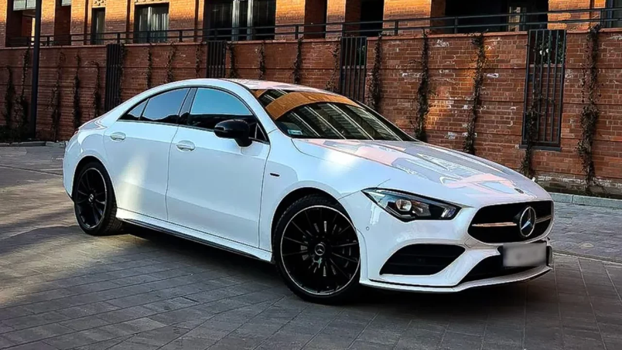Mercedes-CLA-200d-2021-an_resize.webp