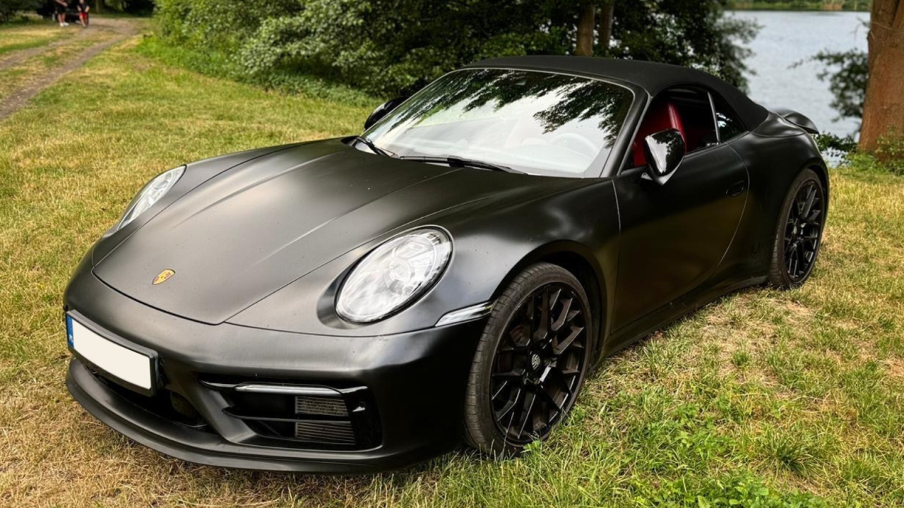 Porsche-911-Carrera-4-Cabrio.png