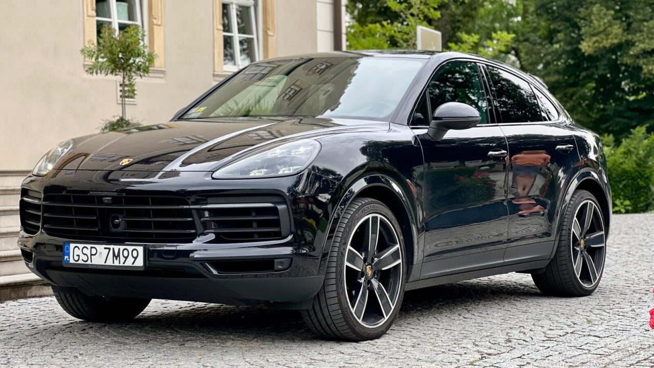 porsche-cayenne-e1721132299704.jpg